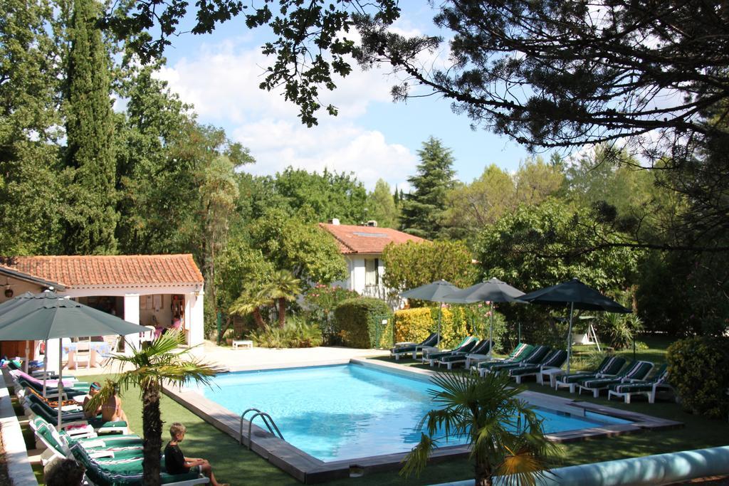 Residence Miro, Gites Avec Piscine Chauffee Et Tennis Les Arcs-sur-Argens Kültér fotó