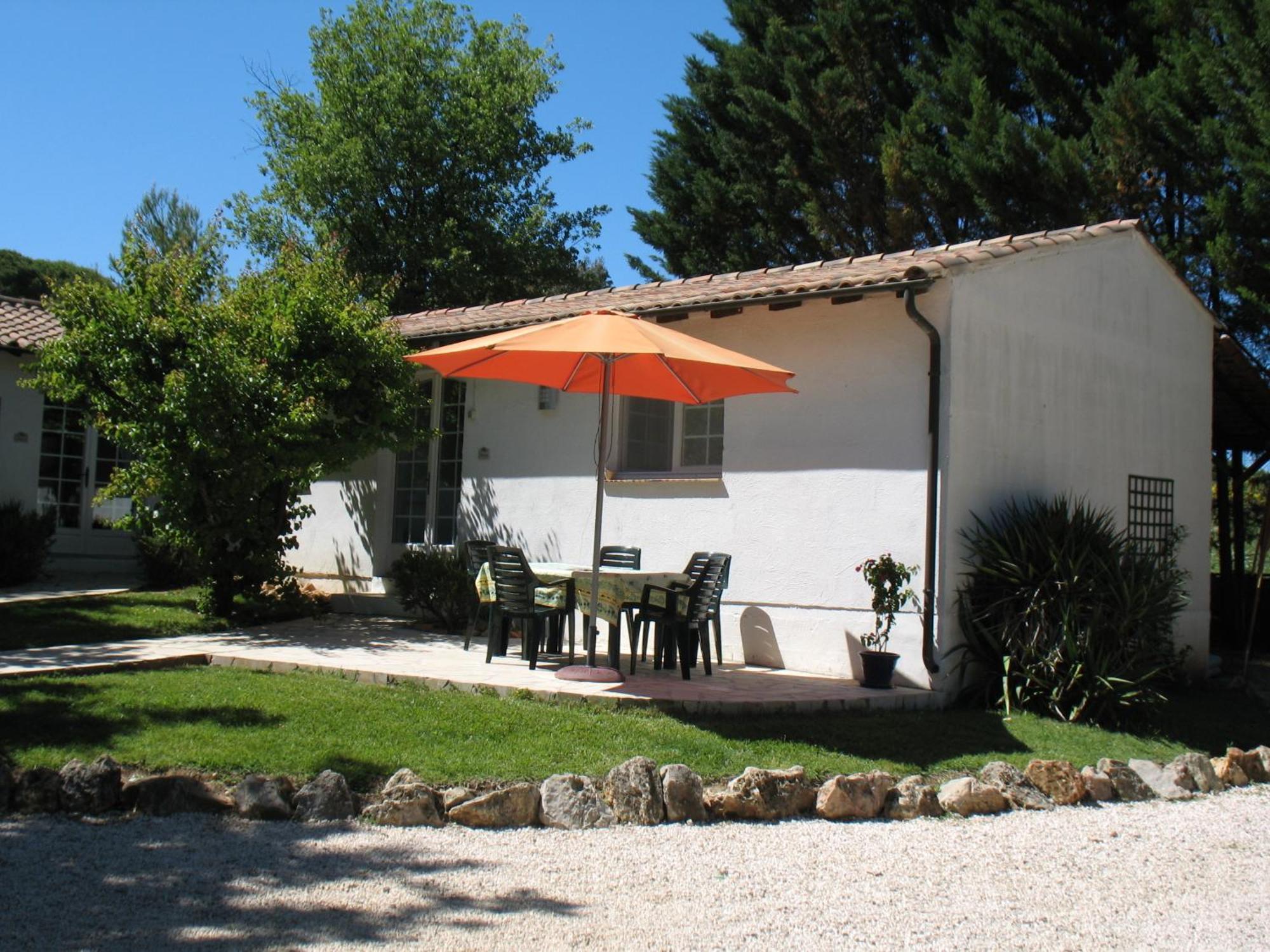 Residence Miro, Gites Avec Piscine Chauffee Et Tennis Les Arcs-sur-Argens Kültér fotó