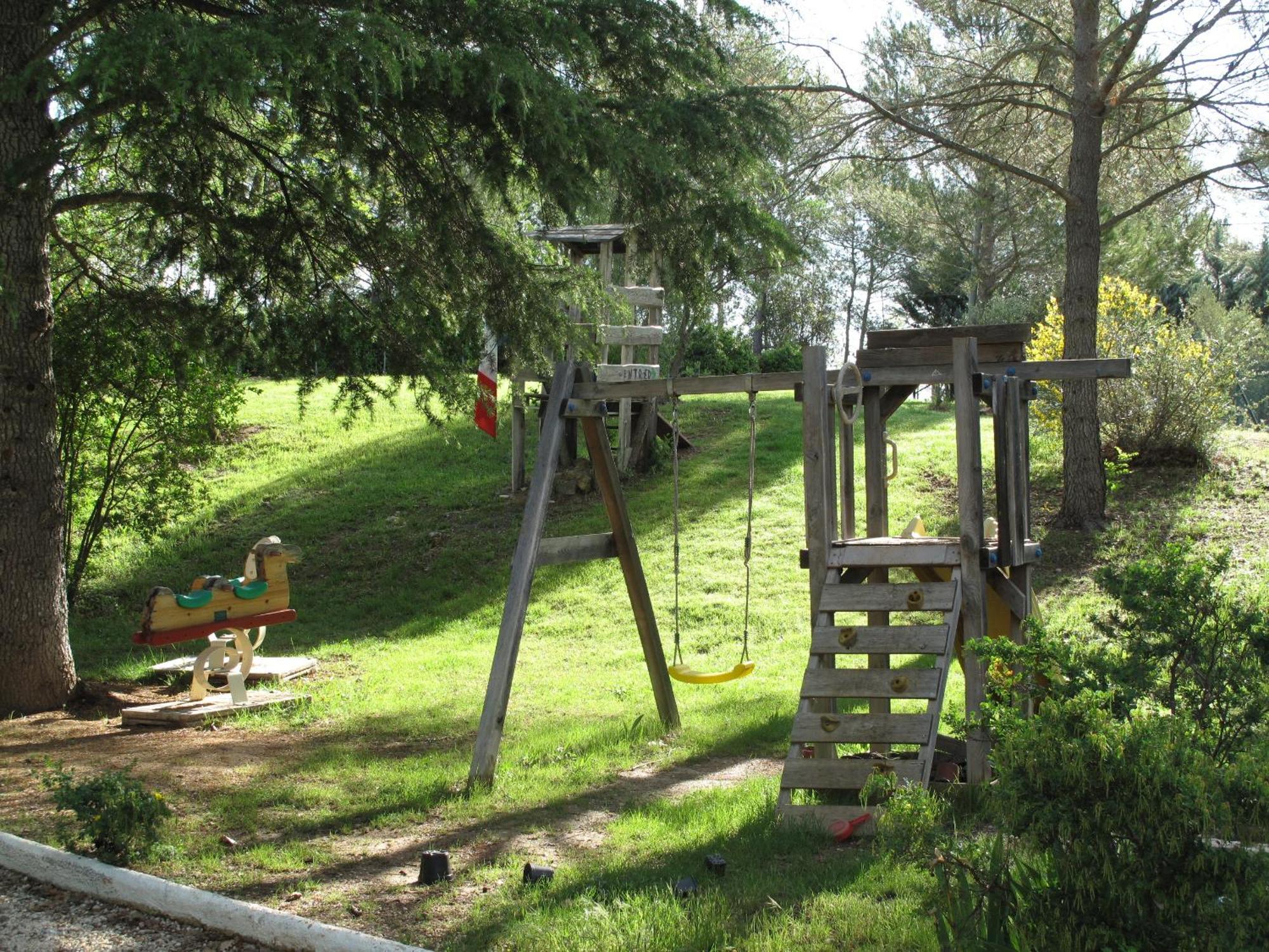 Residence Miro, Gites Avec Piscine Chauffee Et Tennis Les Arcs-sur-Argens Kültér fotó