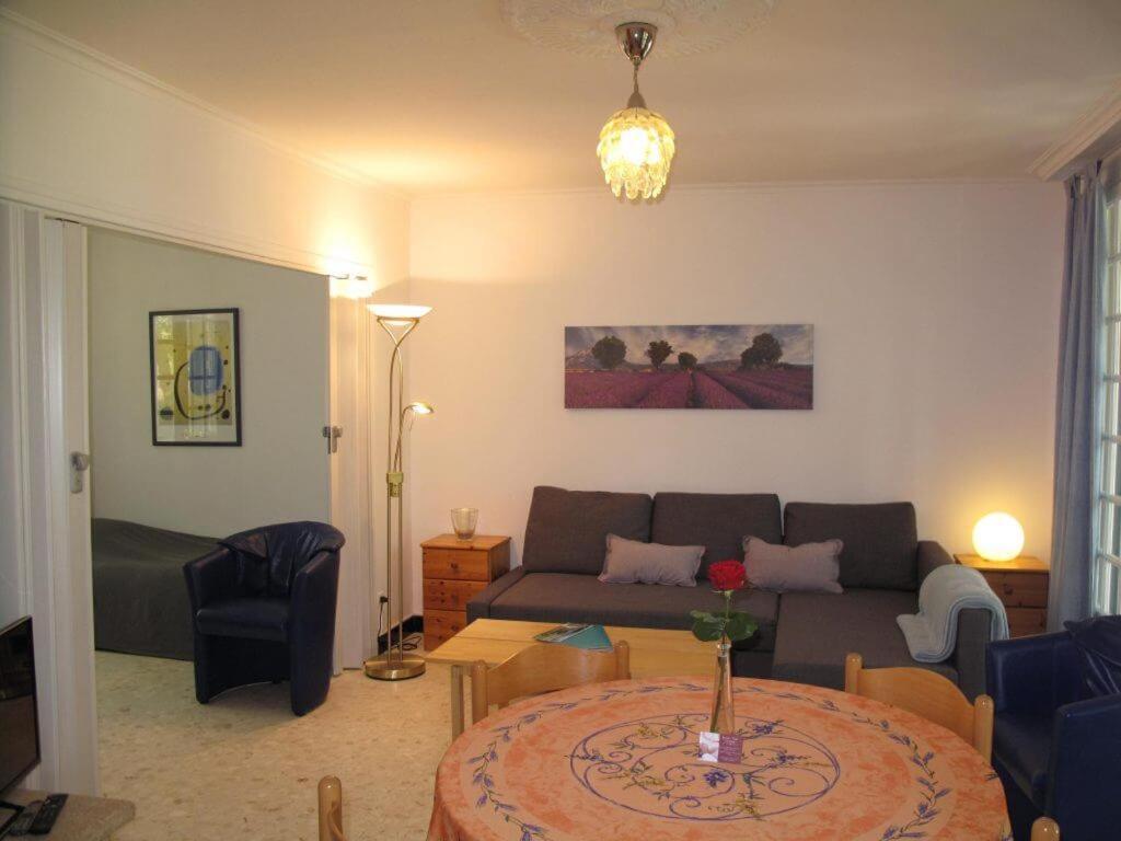 Residence Miro, Gites Avec Piscine Chauffee Et Tennis Les Arcs-sur-Argens Kültér fotó